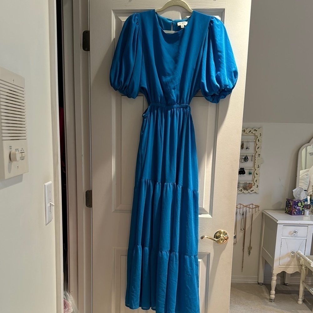 Blue dress